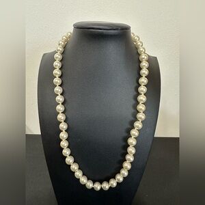 Vintage Hand Knotted Pearly off White Faux Pearl Barrel Closure Necklace